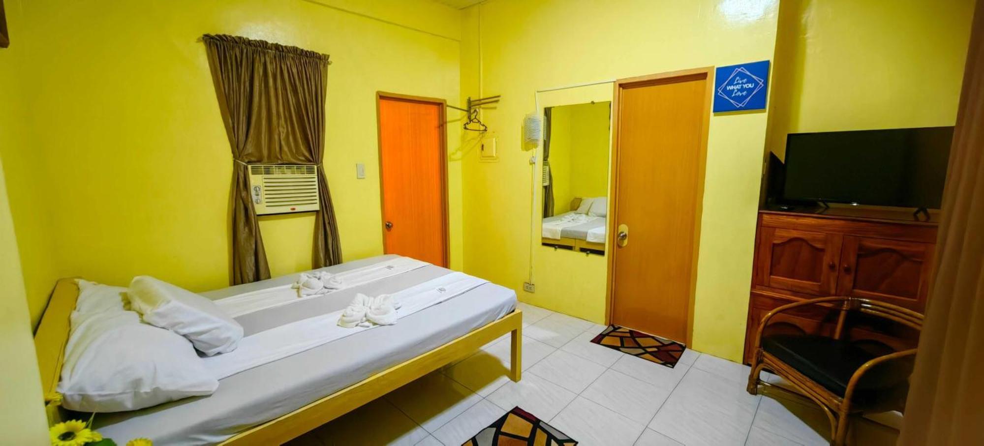 Las Residencias Bed And Breakfast Puerto Princesa Eksteriør billede