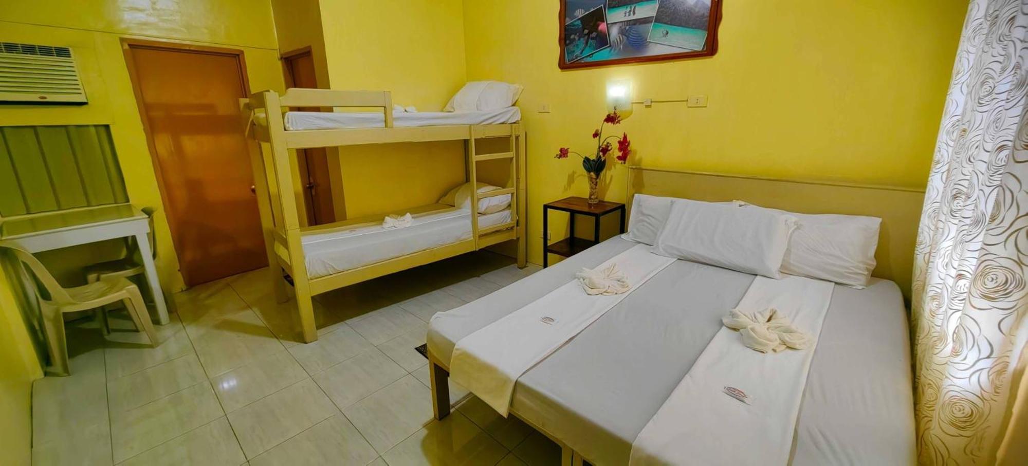 Las Residencias Bed And Breakfast Puerto Princesa Eksteriør billede