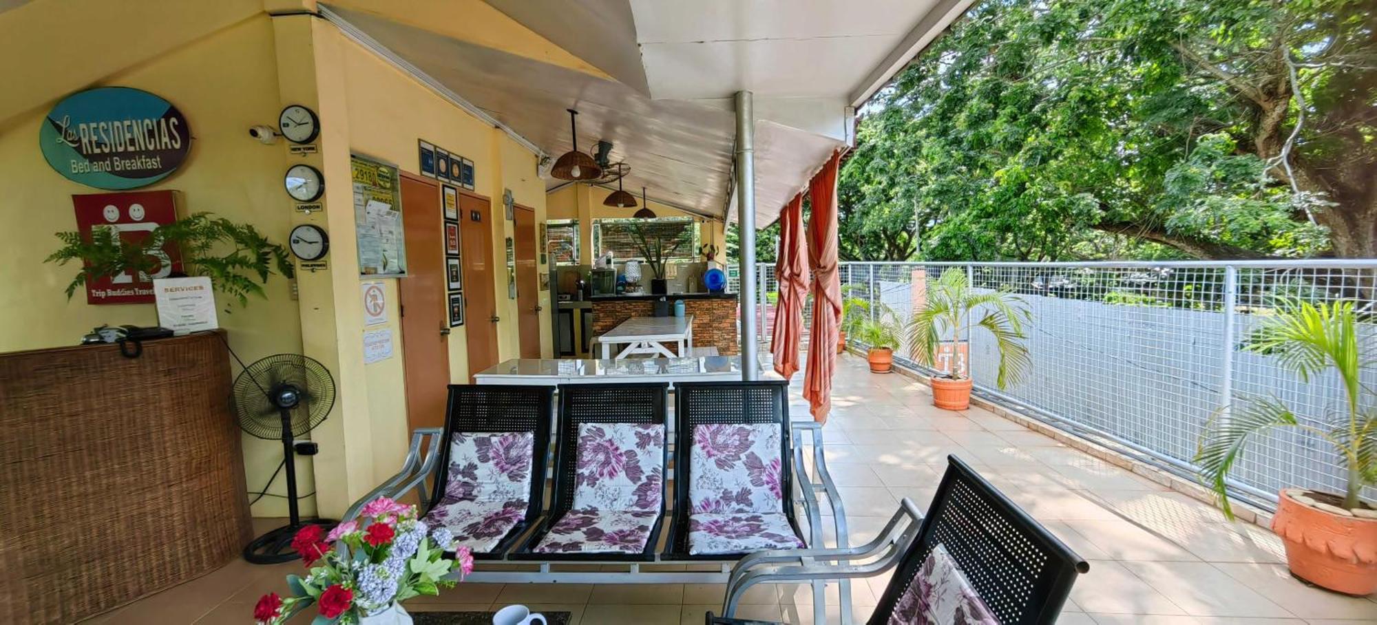 Las Residencias Bed And Breakfast Puerto Princesa Eksteriør billede