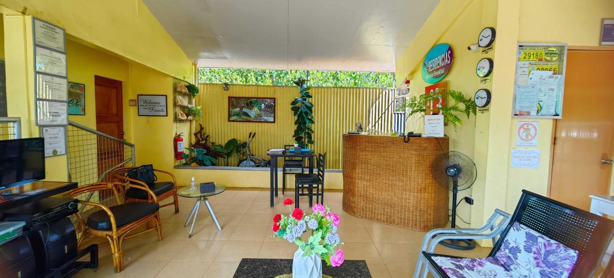 Las Residencias Bed And Breakfast Puerto Princesa Eksteriør billede
