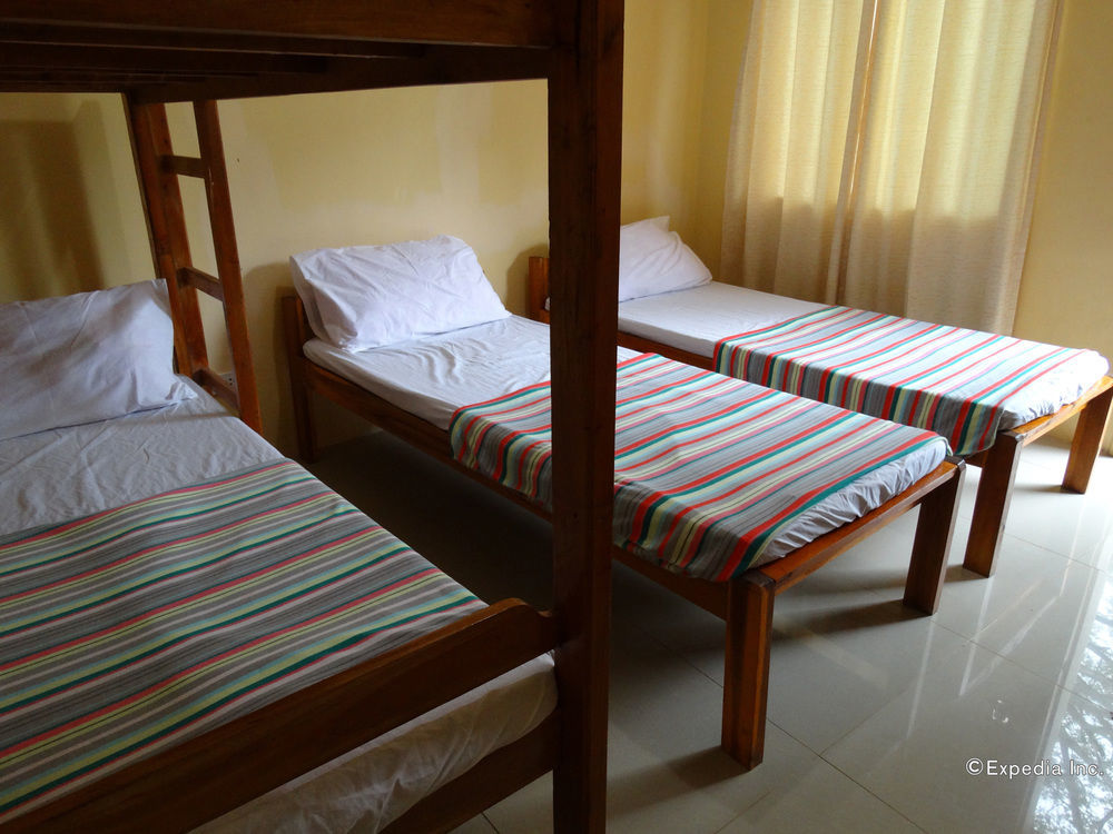 Las Residencias Bed And Breakfast Puerto Princesa Eksteriør billede