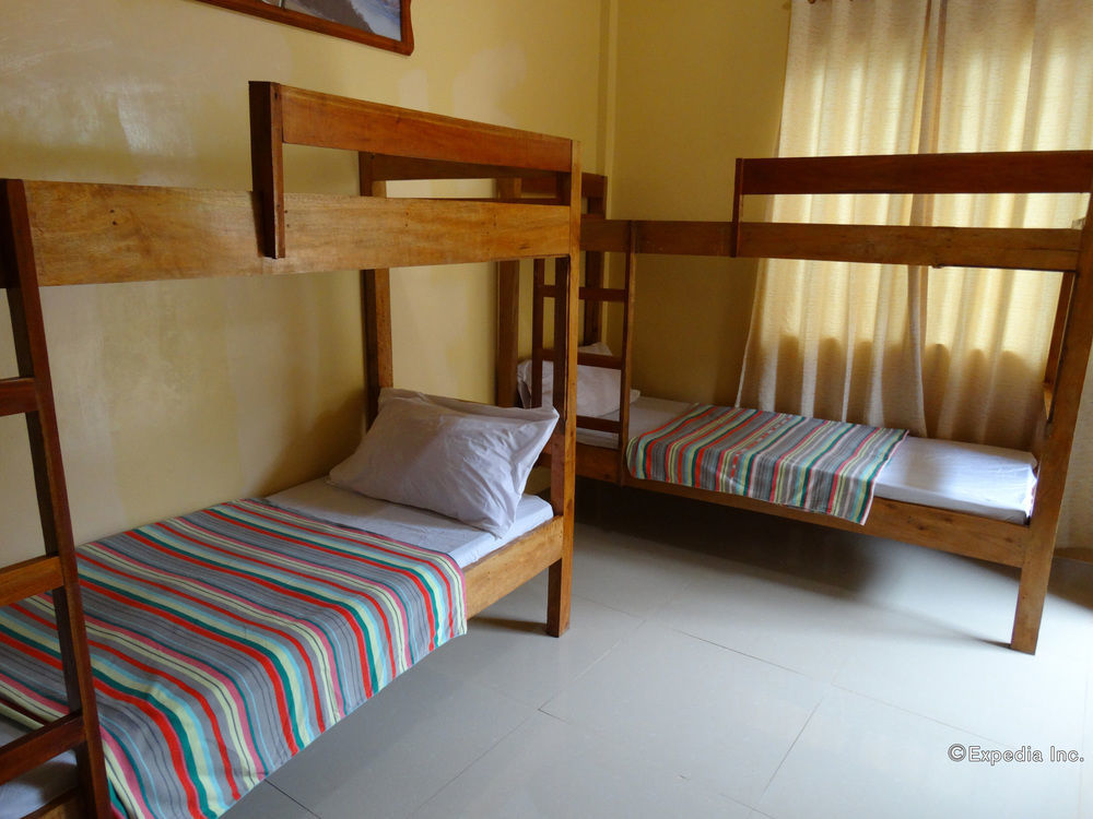 Las Residencias Bed And Breakfast Puerto Princesa Eksteriør billede